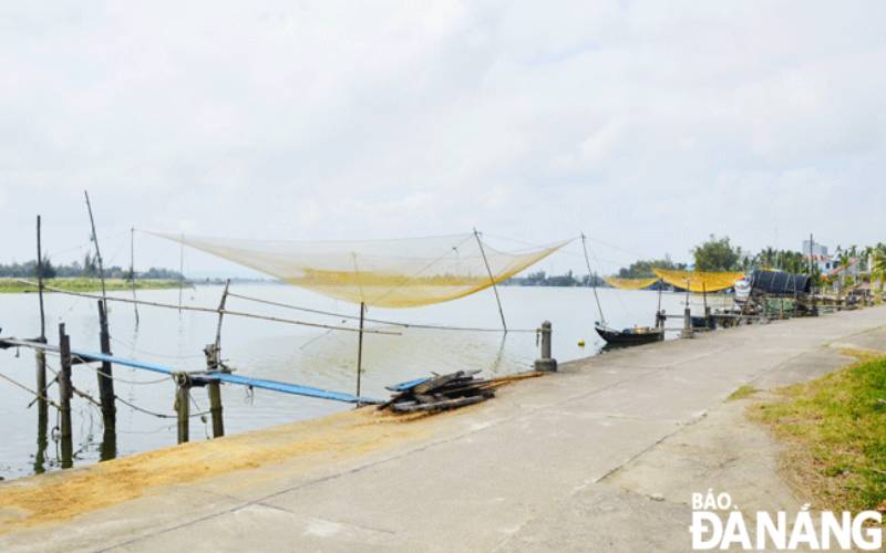 Chuyện làng bên tả ngạn sông Thu Bồn